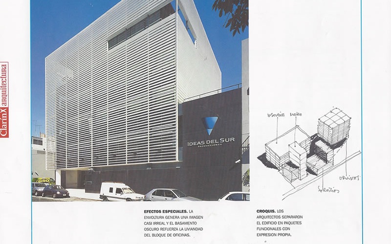 Recorte de Clarín Arquitectura: Obra Ideas del Sur